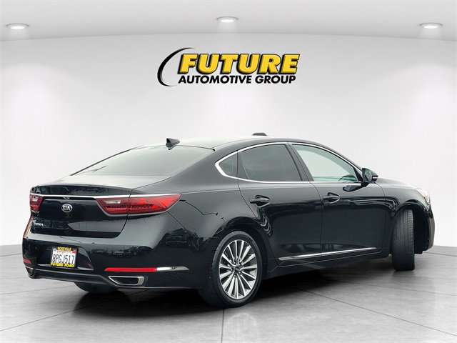 Used 2019 Kia Cadenza Premium image 4