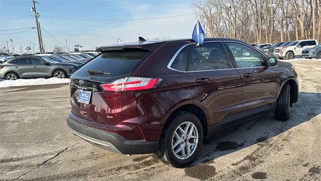 Certified 2024 Ford Edge SEL w/ Convenience Package image 4