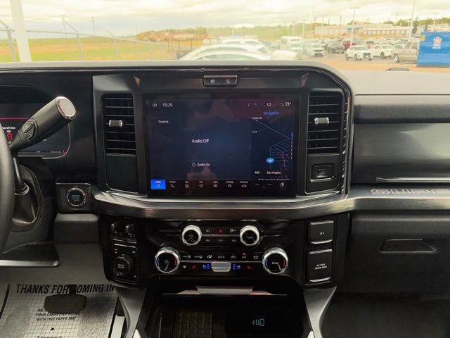 Certified 2025 Ford F250 Lariat w/ Black Appearance Package image 11