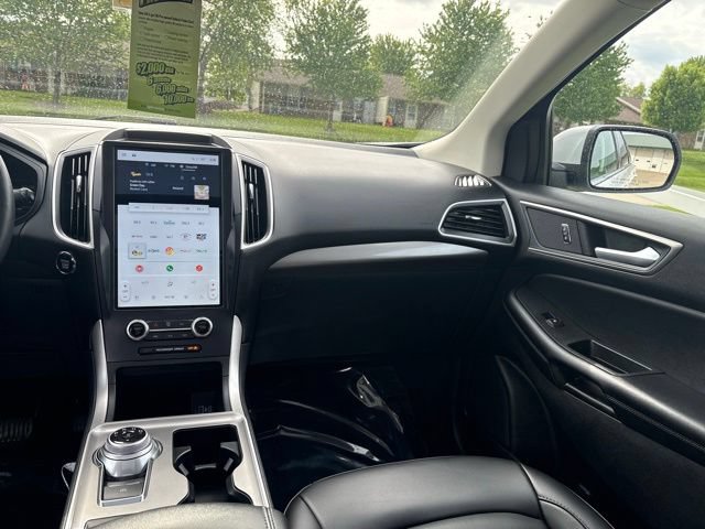 Certified 2024 Ford Edge SEL w/ Convenience Package AWD/4WD image 24