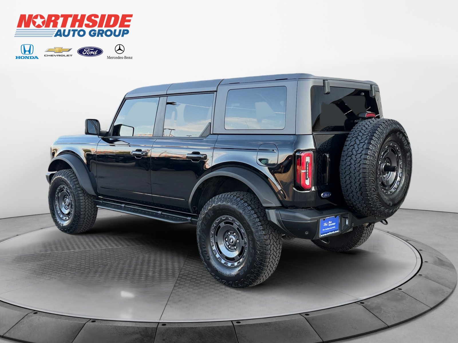 Certified 2025 Ford Bronco Badlands AWD/4WD image 5