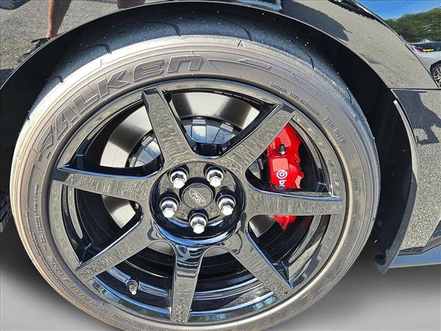 Certified 2019 Ford Mustang Shelby GT350R w/ GT350R Equipment Group 920A RWD image 8