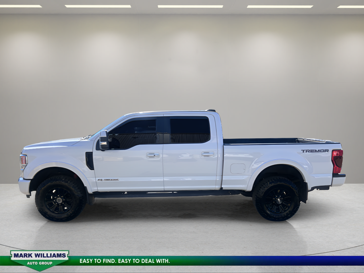 Certified 2022 Ford F250 Lariat w/ Tremor Off-Road Package AWD/4WD image 3