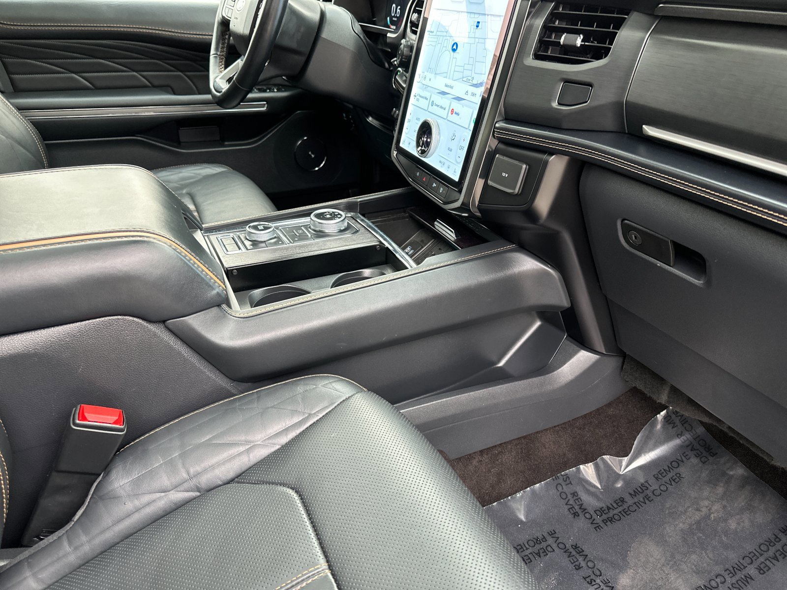 Certified 2022 Ford Expedition Max Platinum image 18