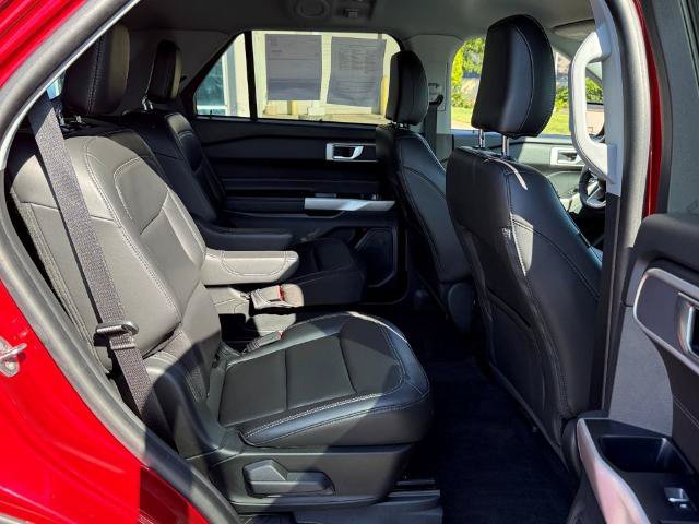 Certified 2023 Ford Explorer XLT w/ Equipment Group 202A AWD/4WD image 21