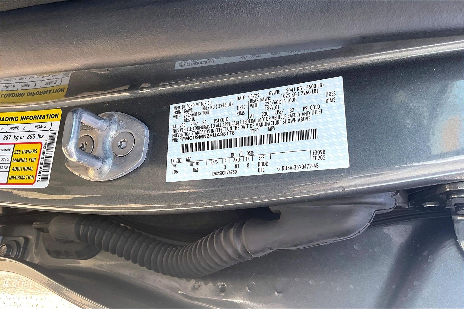 Certified 2025 Ford Escape ST-Line AWD/4WD image 31