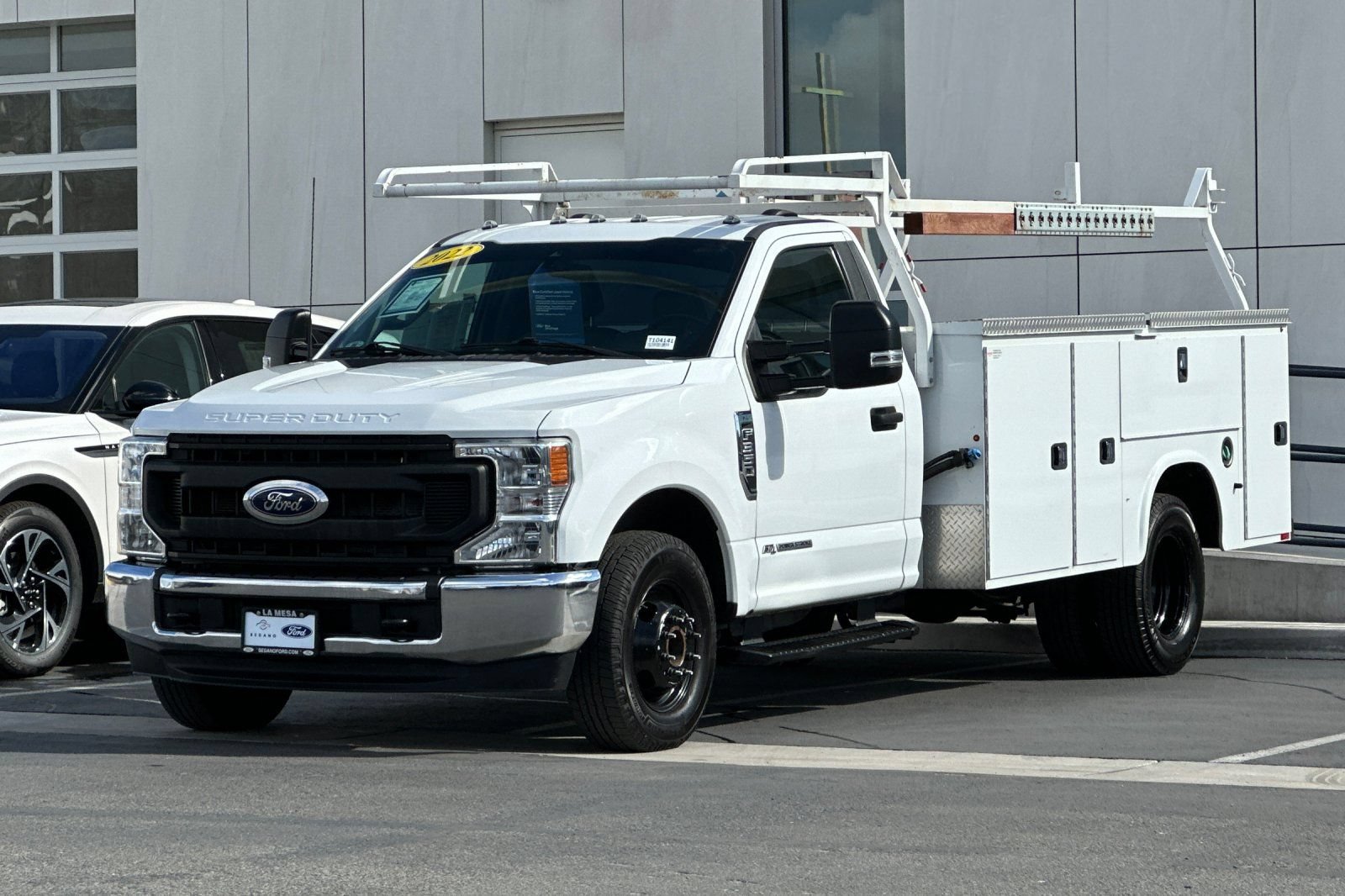 Certified 2022 Ford F350 XL w/ Power Equipment Group RWD image 7