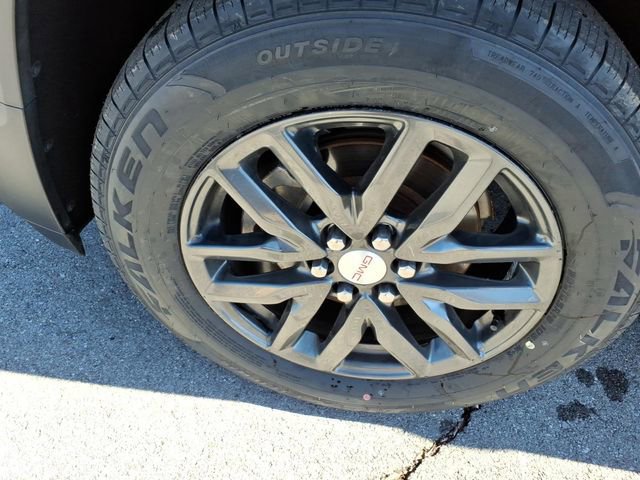 Used 2019 GMC Acadia SLT image 16