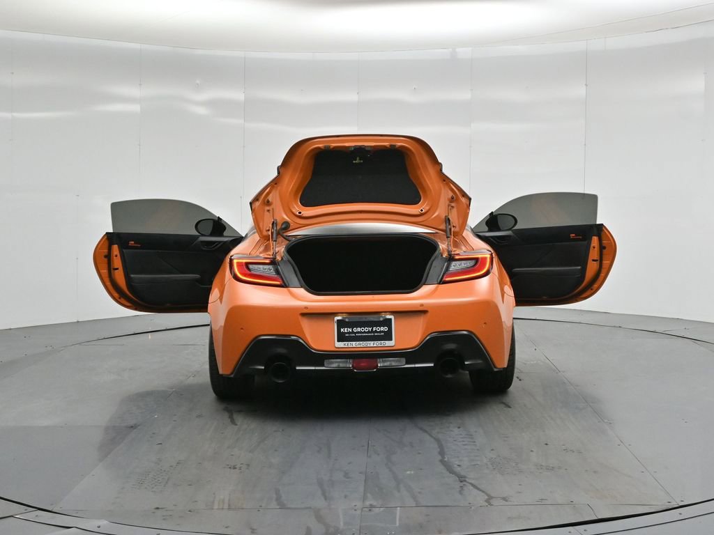 Used 2023 Toyota GR86 10th Anniversary SE RWD image 31