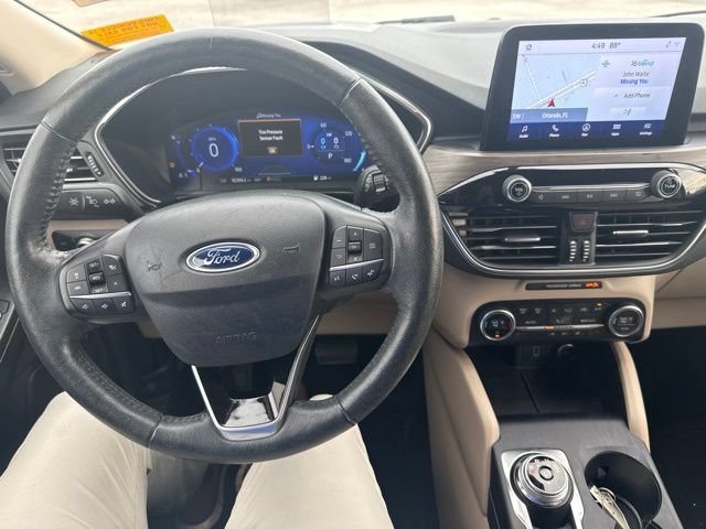 Certified 2020 Ford Escape Titanium FWD image 10