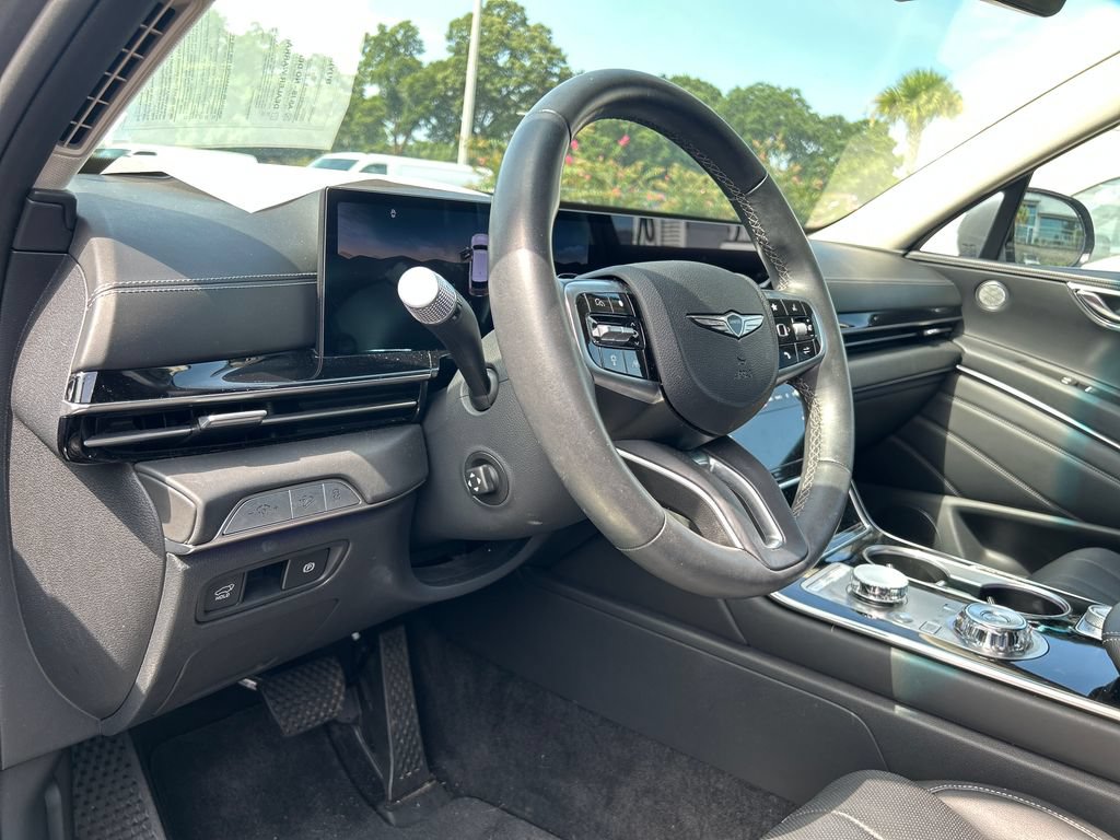Used 2025 Genesis GV80 2.5T Standard AWD/4WD image 10