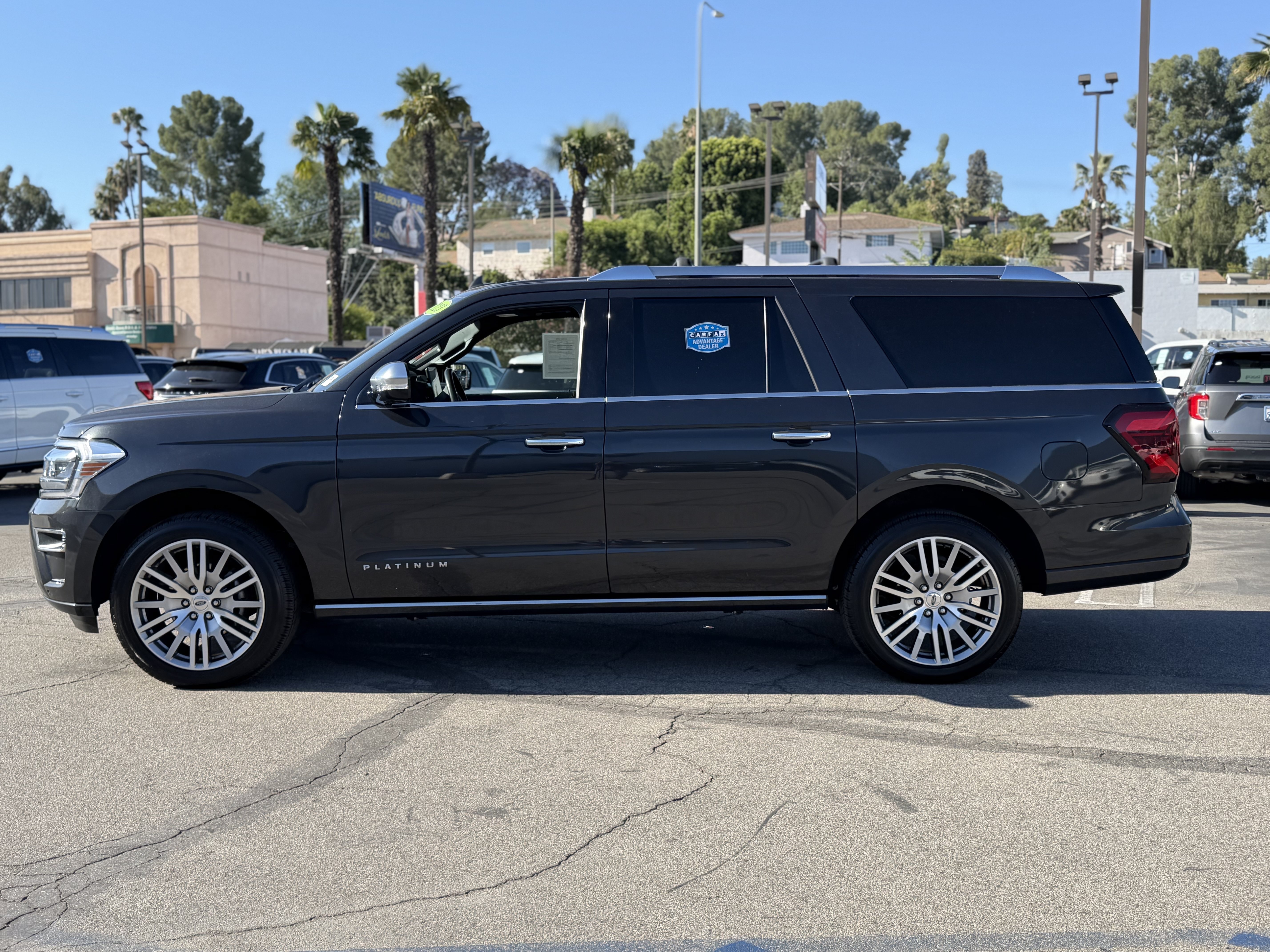 Certified 2023 Ford Expedition Max Platinum AWD/4WD image 4