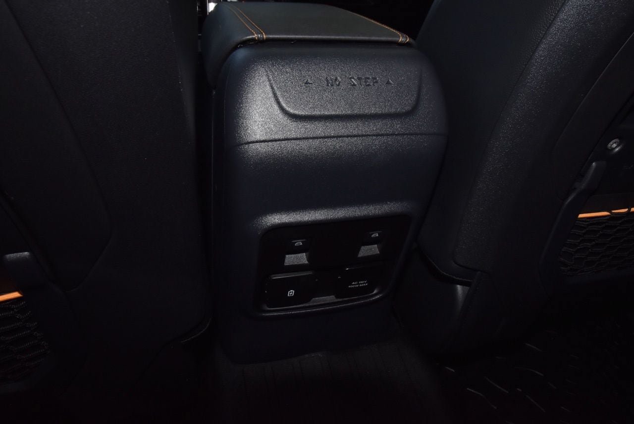 Certified 2024 Ford Bronco Badlands AWD/4WD image 19