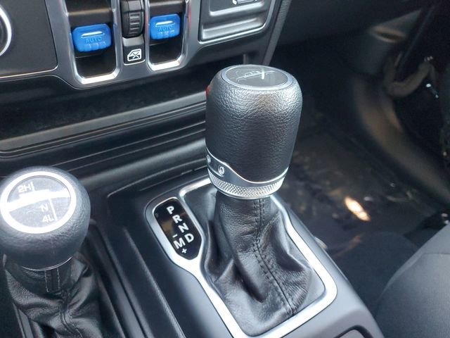 Used 2023 Jeep Gladiator Willys image 30