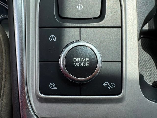 Certified 2023 Ford Explorer Limited AWD/4WD image 20
