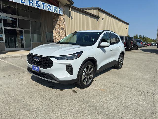 Certified 2025 Ford Escape Platinum AWD/4WD image 38