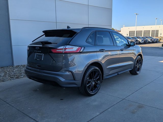 Certified 2022 Ford Edge ST-Line image 4