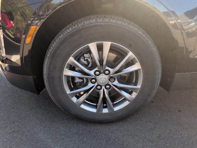 Used 2021 Cadillac XT5 Premium Luxury w/ LPO, Floor Liner Package FWD image 10