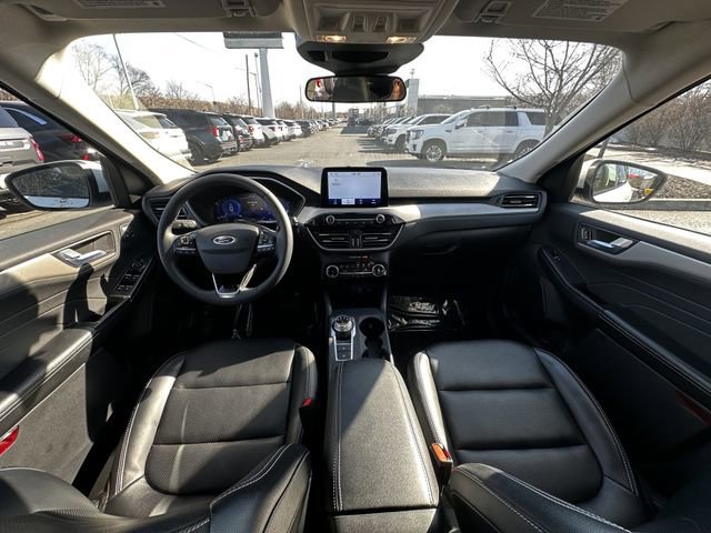 Certified 2022 Ford Escape SEL w/ Technology Package image 16