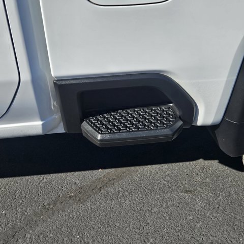 Used 2024 GMC Sierra 2500 Pro image 9