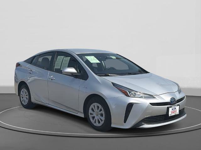 Used 2019 Toyota Prius L Eco w/ Carpet Mat Package FWD image 4