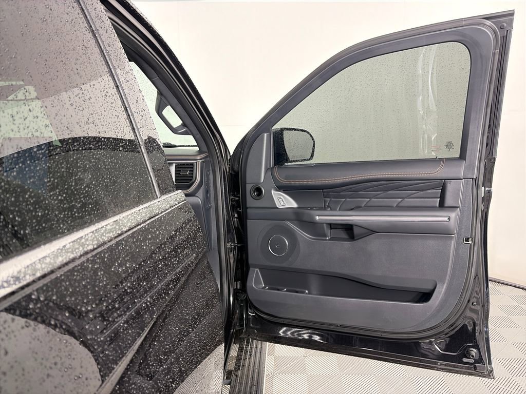 Certified 2024 Ford Expedition Max Platinum AWD/4WD image 31