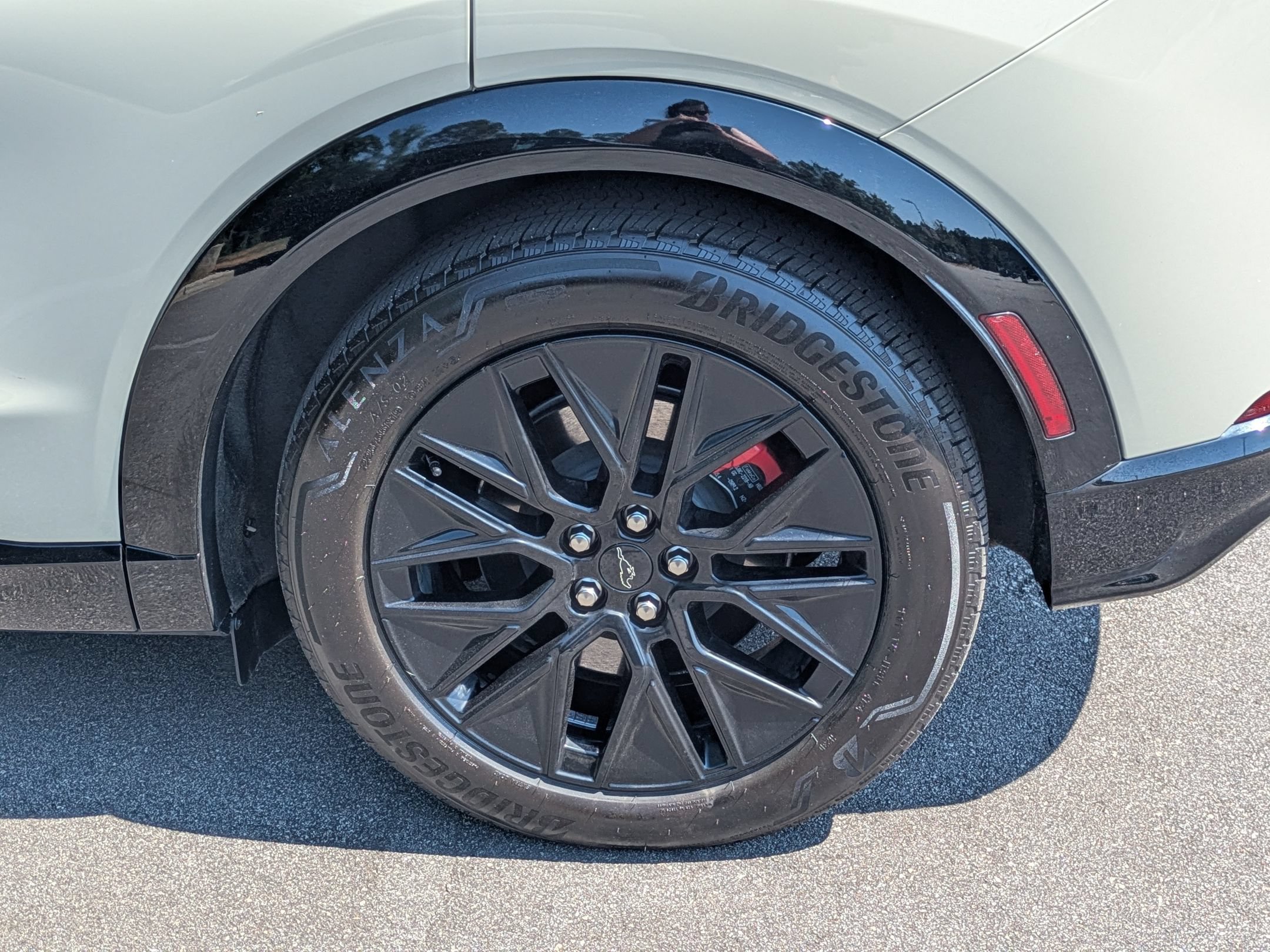 Certified 2025 Ford Mustang Mach-E Premium w/ Sport Appearance Package AWD/4WD image 8
