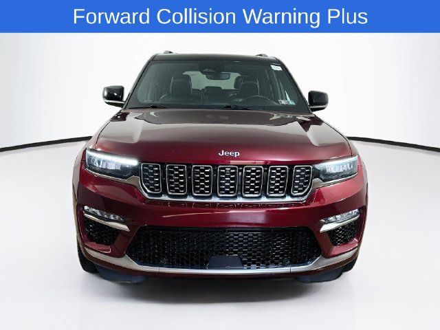 Used 2023 Jeep Grand Cherokee Summit w/ Luxury Tech Group V AWD/4WD image 2