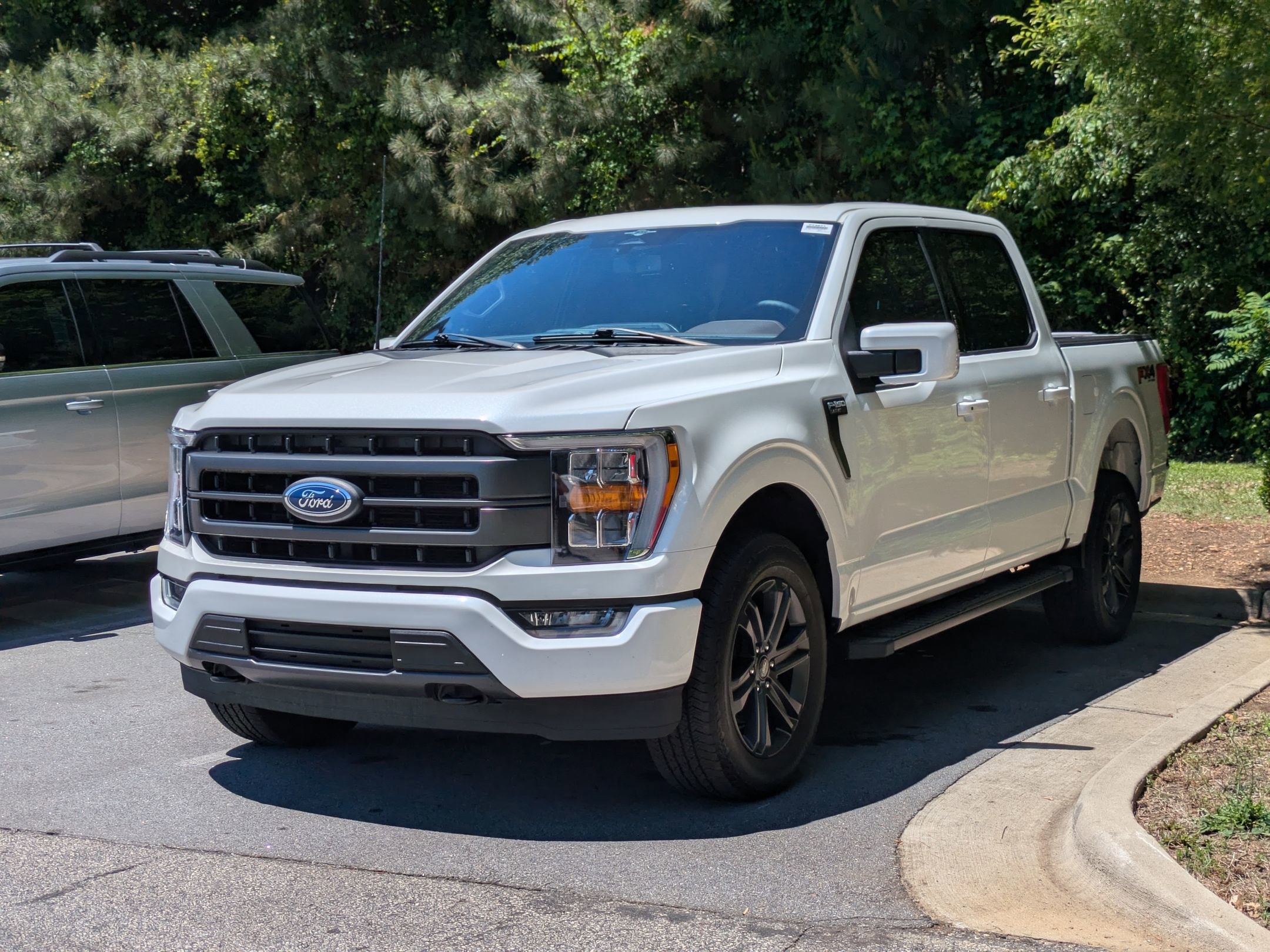 Certified 2023 Ford F150 Lariat AWD/4WD image 6