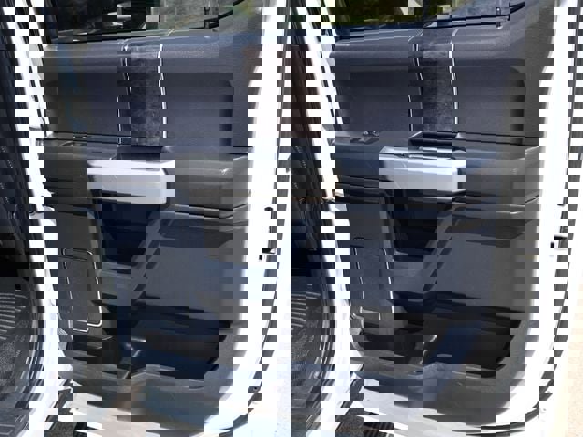 Certified 2022 Ford F350 Lariat w/ Lariat Ultimate Package AWD/4WD image 18