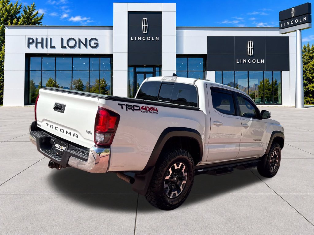 Used 2019 Toyota Tacoma TRD Off-Road AWD/4WD image 8