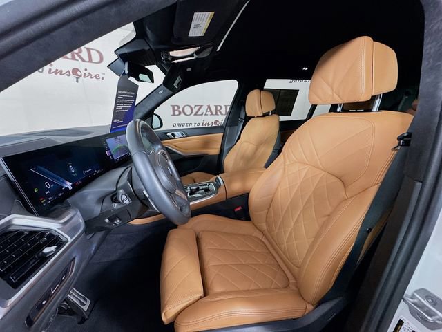 Used 2024 BMW X7 xDrive40i w/ M Sport Package image 25