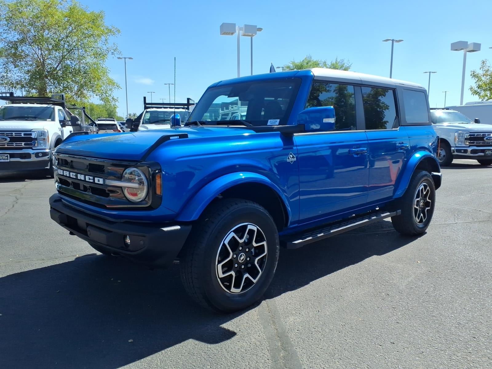 Certified 2023 Ford Bronco Outer Banks AWD/4WD image 8