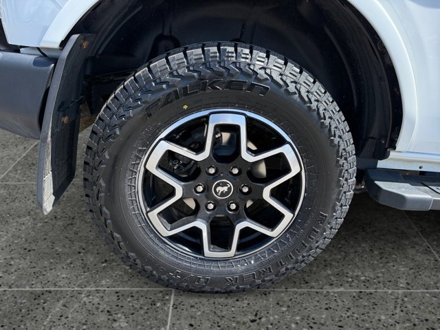 Certified 2024 Ford Bronco Outer Banks AWD/4WD image 11