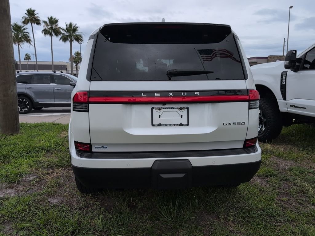 Used 2025 Lexus GX 550 w/ Cold Area Package AWD/4WD image 3
