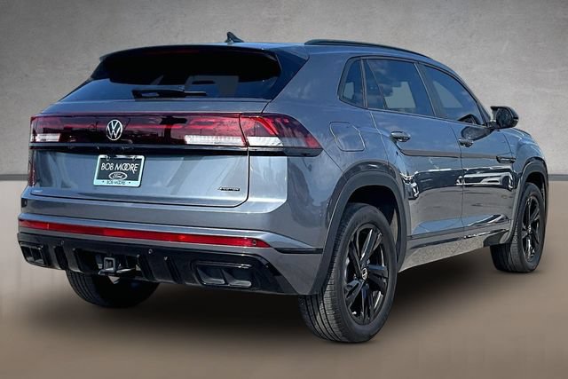 Used 2025 Volkswagen Atlas Cross Sport SEL R-Line AWD/4WD image 2