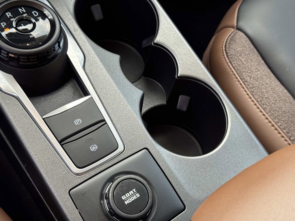 Certified 2025 Ford Bronco Sport Outer Banks w/ Outer Banks Tech Package+ image 29