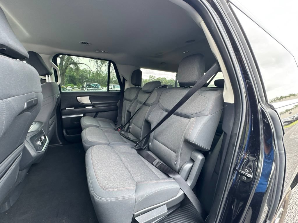 Certified 2025 Ford Expedition Max Active AWD/4WD image 12