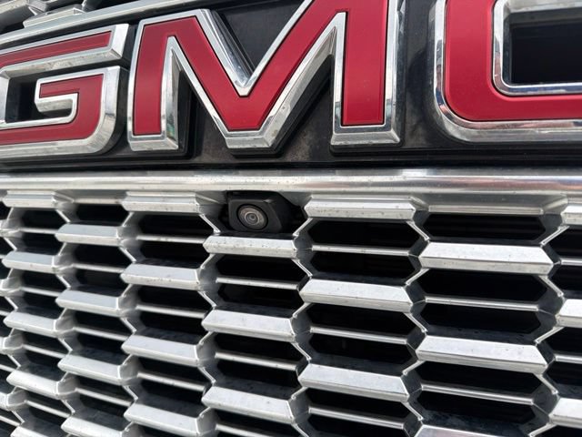 Used 2023 GMC Yukon Denali AWD/4WD video 3