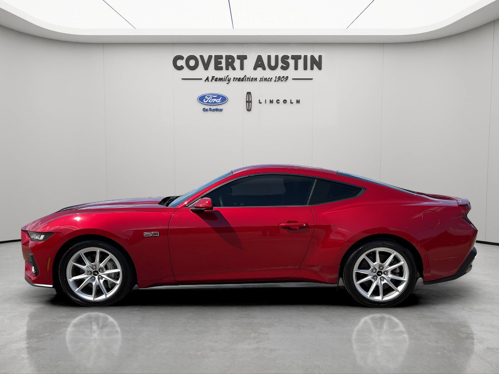 Certified 2024 Ford Mustang GT Premium RWD image 2
