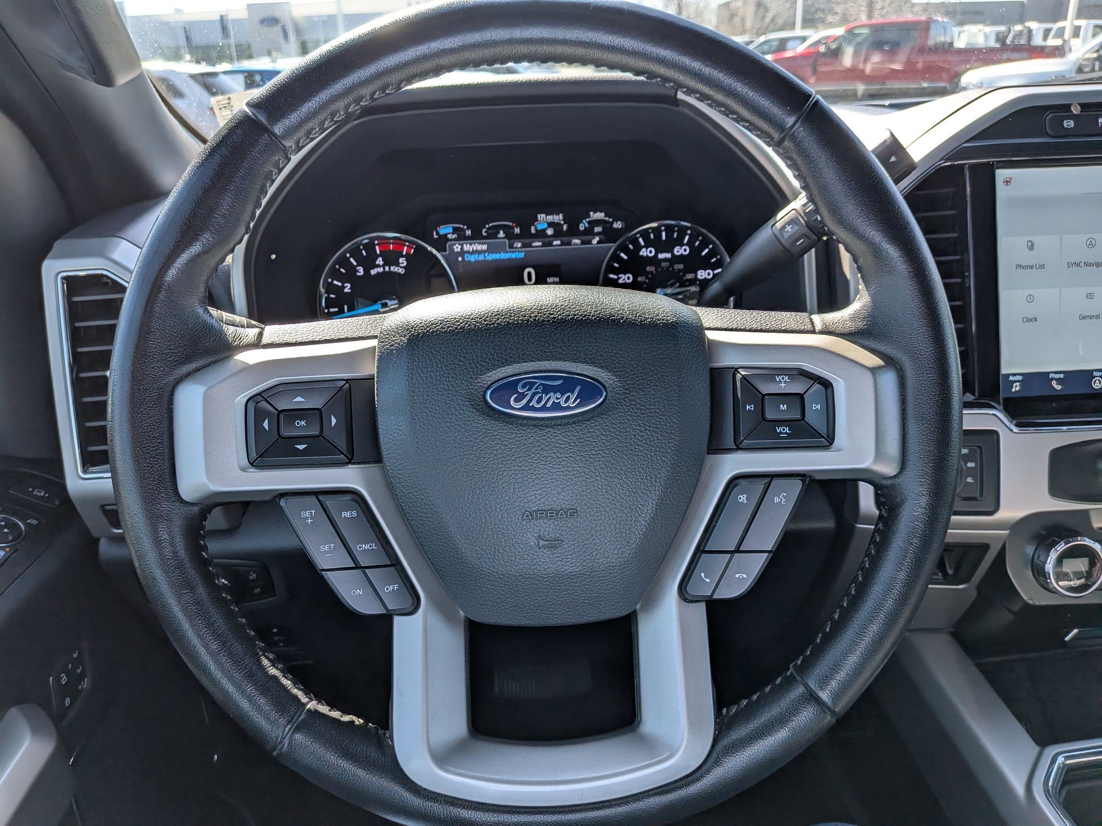 Certified 2022 Ford F350 Lariat w/ Tremor Off-Road Package image 17