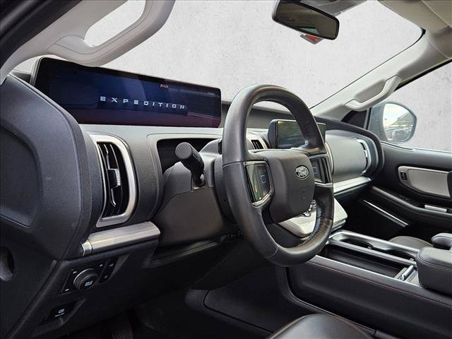 Certified 2025 Ford Expedition Max Active AWD/4WD image 10
