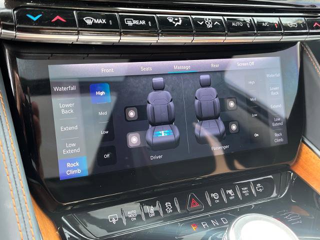 Used 2022 Jeep Grand Wagoneer Series II w/ Premium Group II AWD/4WD image 11