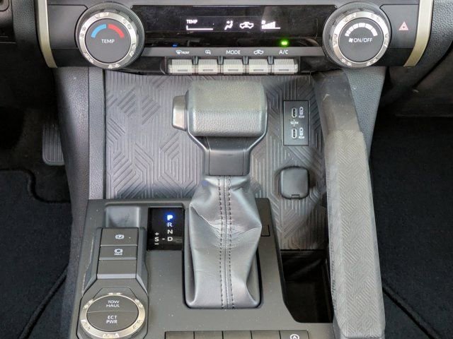 Used 2025 Toyota Tacoma SR5 image 17