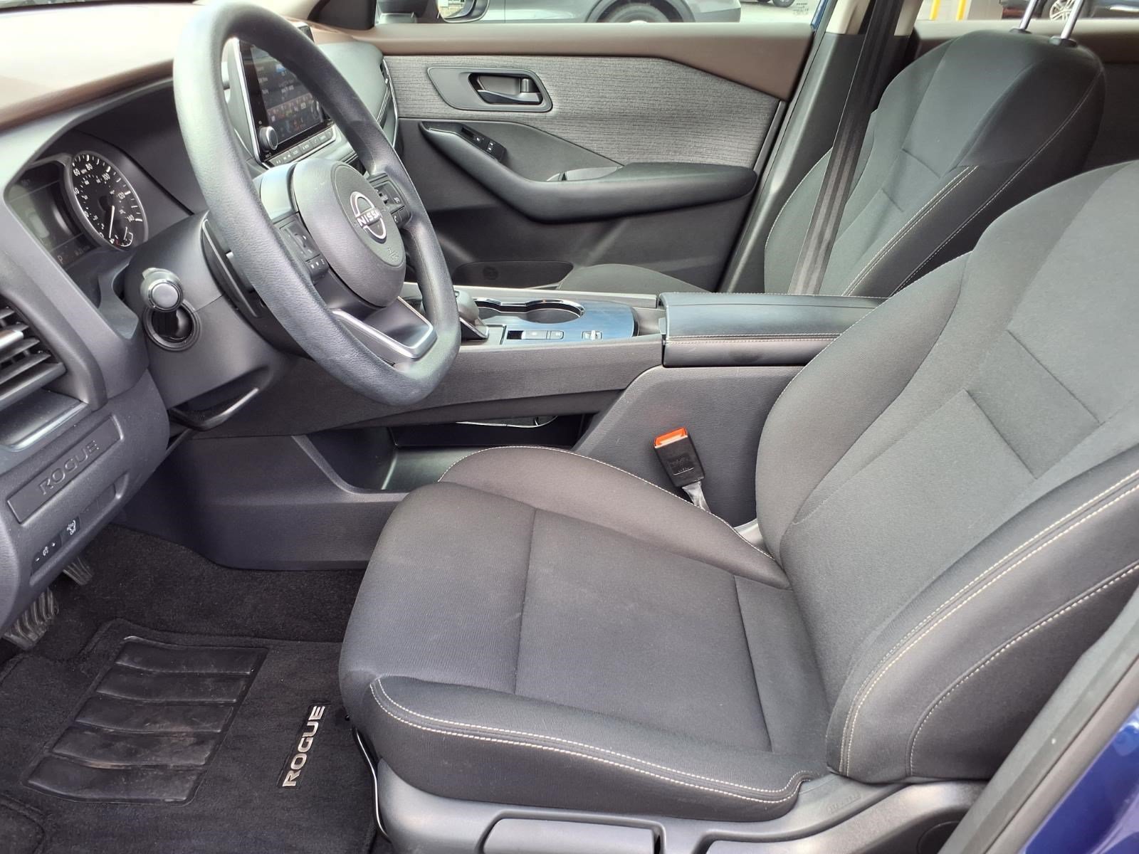 Used 2023 Nissan Rogue S FWD image 15