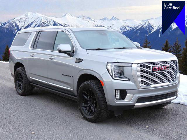 Used 2023 GMC Yukon XL Denali w/ Denali Reserve Package image 1