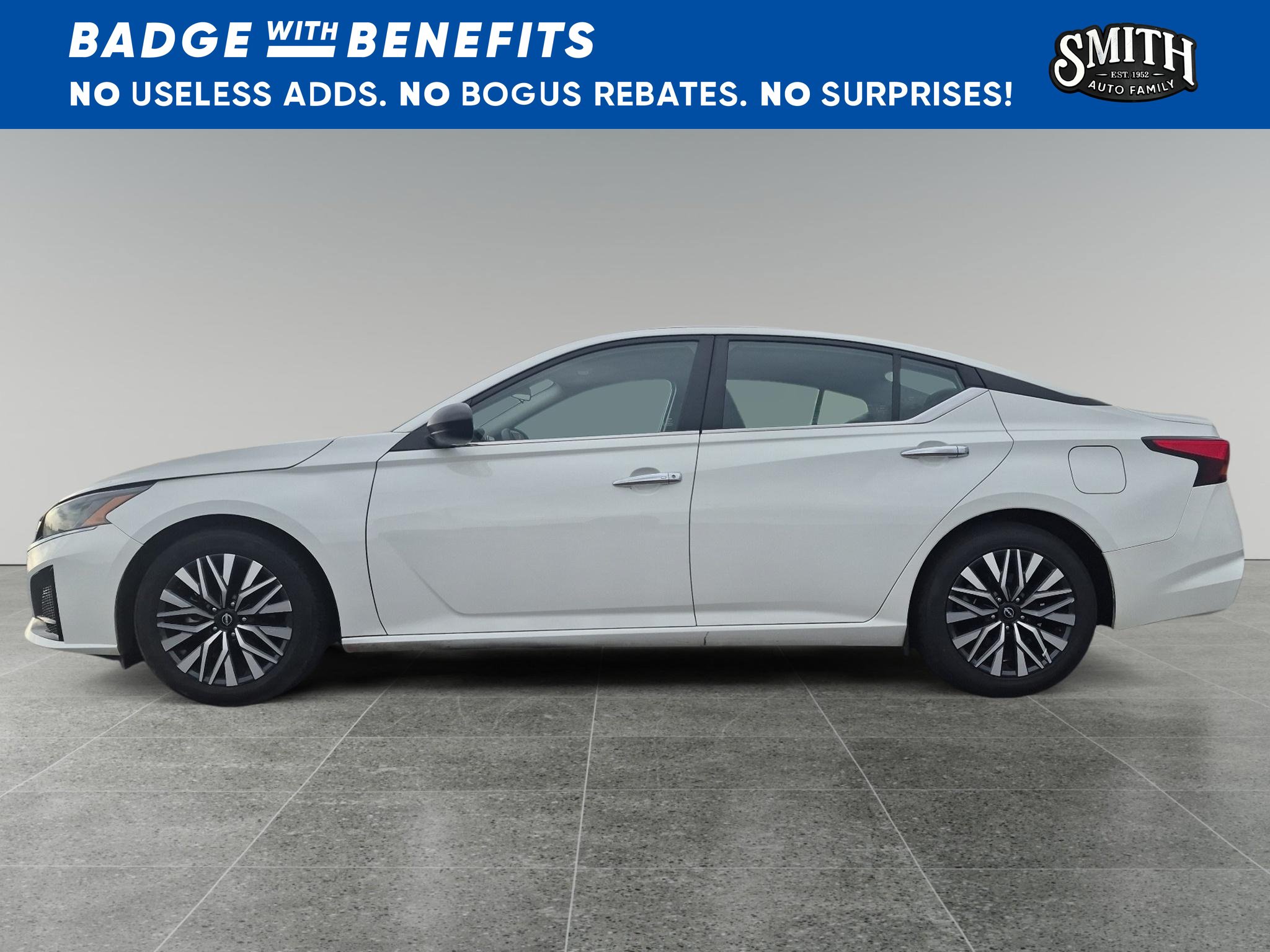 Used 2024 Nissan Altima 2.5 SV FWD image 5
