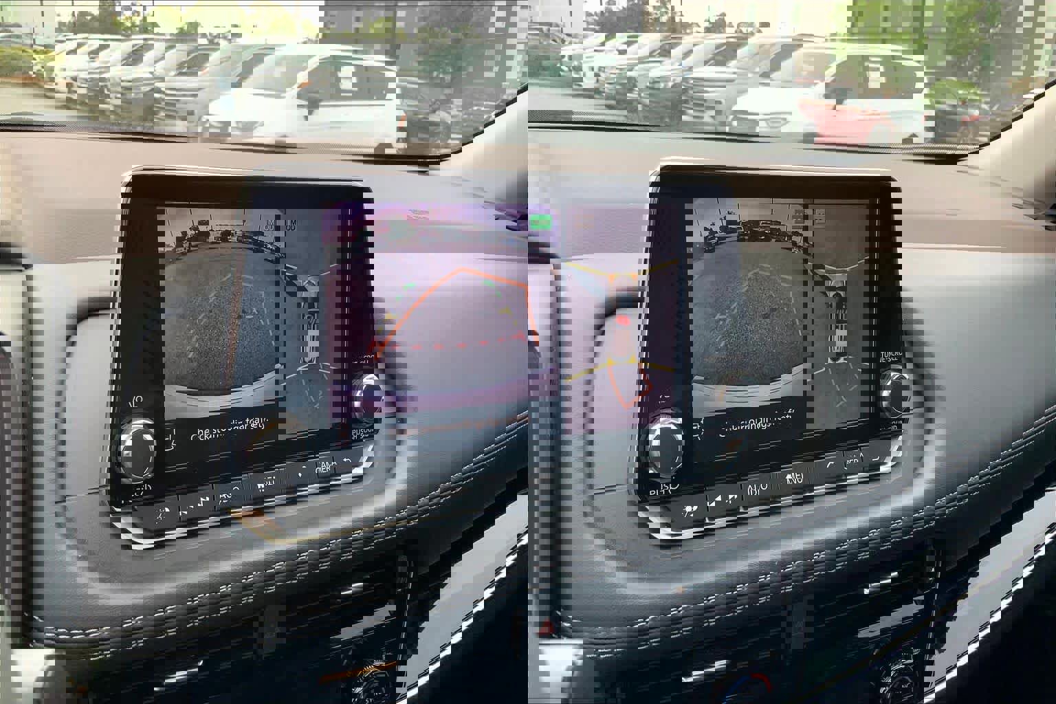 Used 2023 Nissan Rogue SL image 28