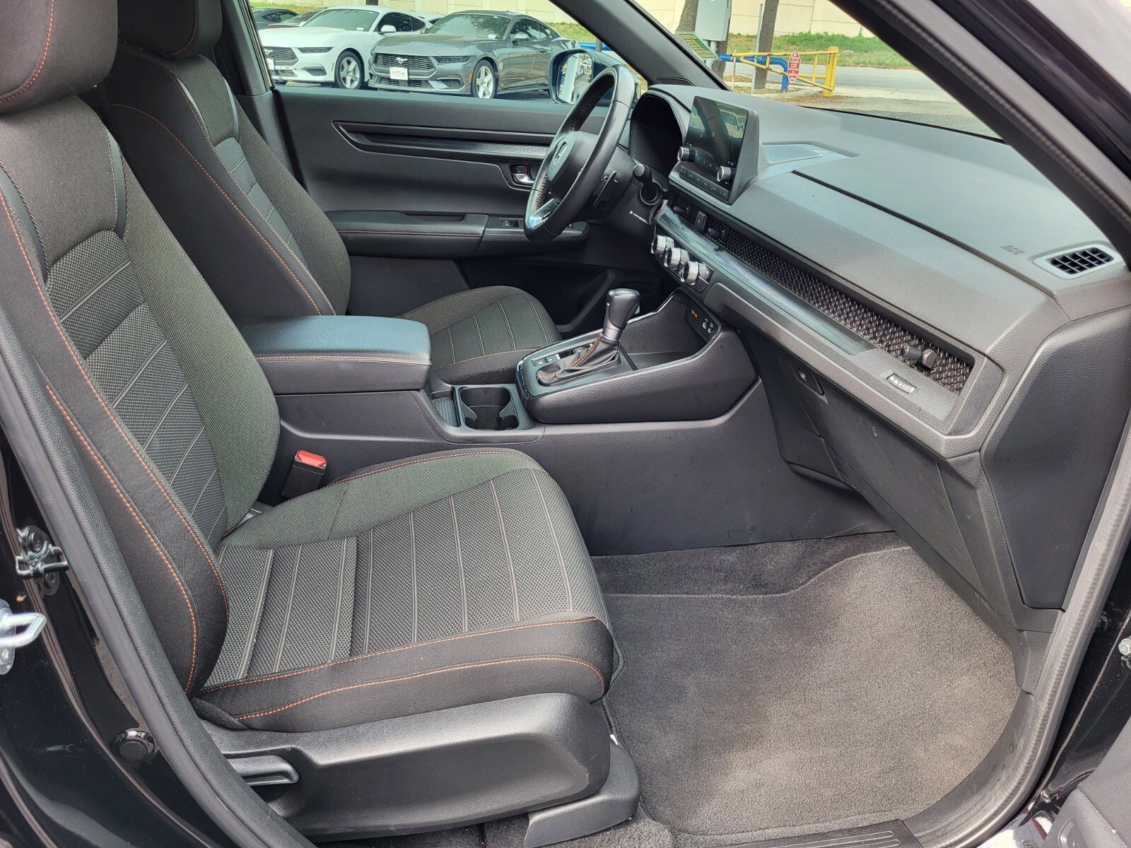 Used 2025 Honda CR-V Sport image 12