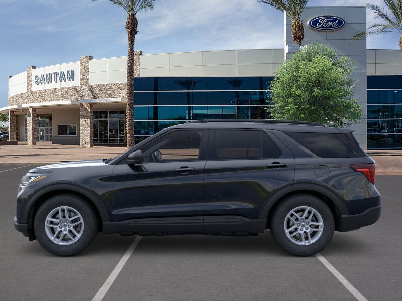 Certified 2026 Ford Explorer Active RWD image 3